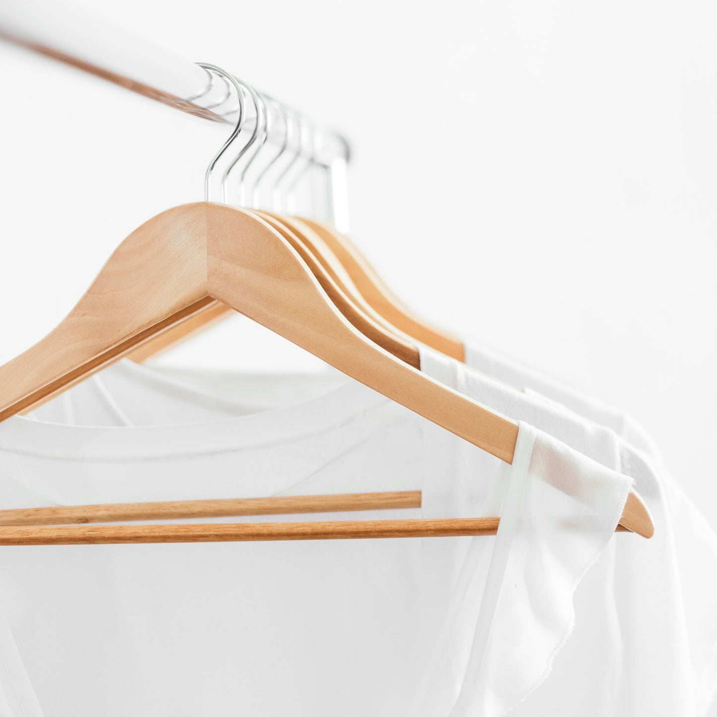 DE - OGIVO Kleiderbügel Holz